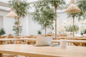 Discover the latest news on air quality. Rediscover this area as you've never seen it before.